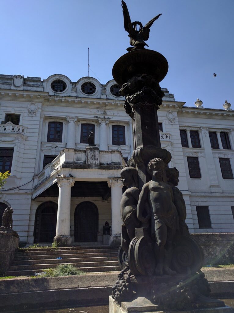 Old Kaiser Library