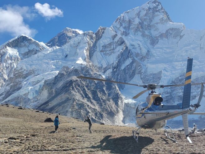 Everest Base Camp Trek with Helicopter Return – 9 Days 4 Everest Base Camp Helicopter Landing